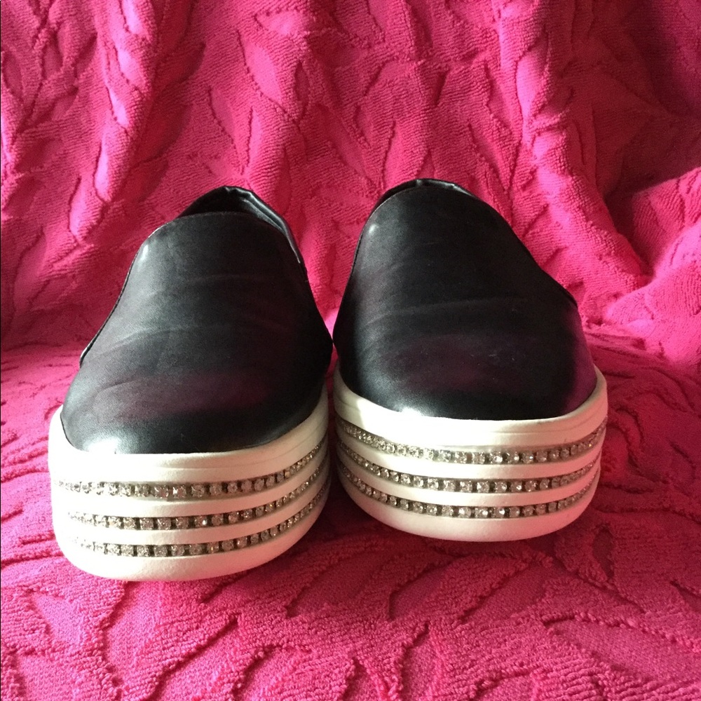 Steve Madden platform rhinestone sneakers 9.5
